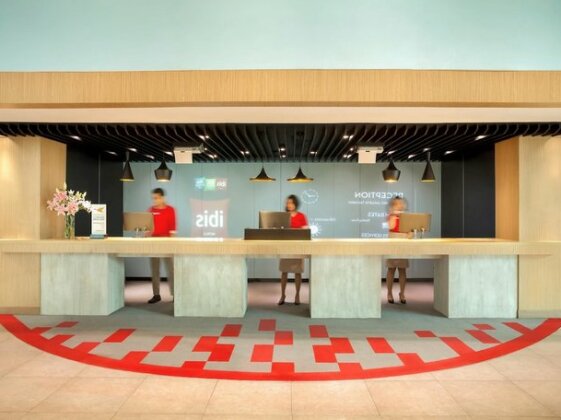 Ibis Jakarta Tamarin - Photo3