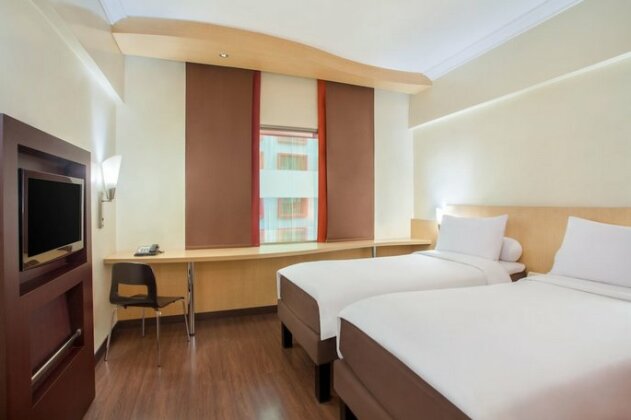 Ibis Jakarta Tamarin - Photo4