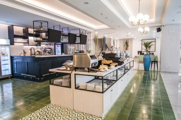 Jambuluwuk Thamrin Hotel - Photo2