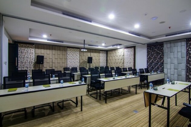 Jambuluwuk Thamrin Hotel - Photo4