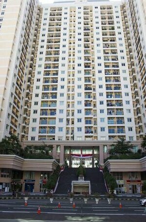 Jess 2BR City Home Apartment Mall Of Indonesia