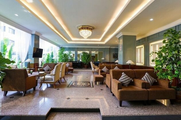 John's Pardede International Hotel - Photo2