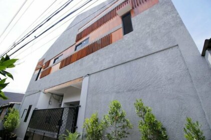 Kamar Keluarga Haji Peeng Syariah