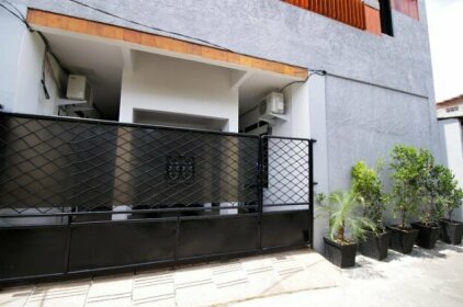 Kamar Keluarga Kebon Jeruk