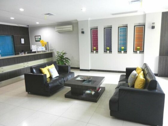 Karsa Utama Hotel - Photo2