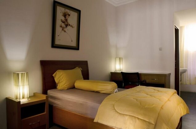Kebagusan Indah Guest House - Photo3