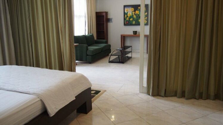 Kemang Inn - Photo2