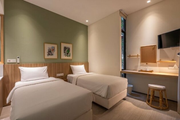 La Boheme Rooms and Coffee - Photo3