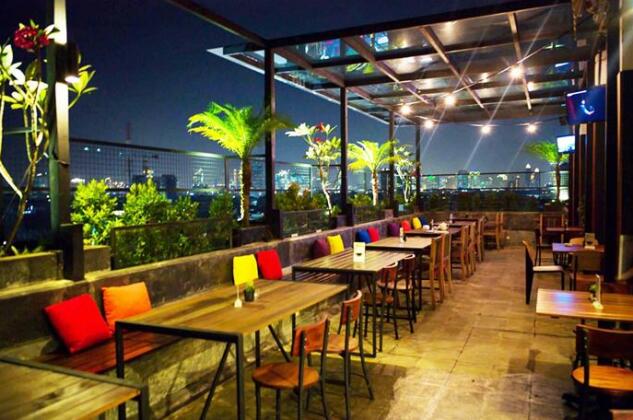 Liberta Hotel Kemang - Photo5