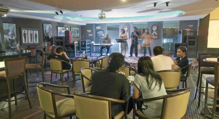 Losari Roxy Hotel - Photo3