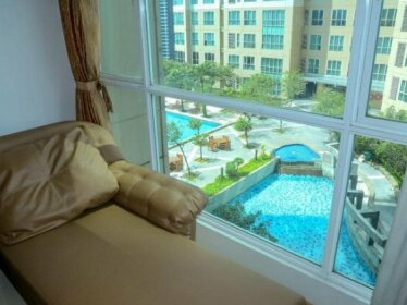 Mall Access Exclusive 2 BR @ Gandaria Heights Apartment By Travelio