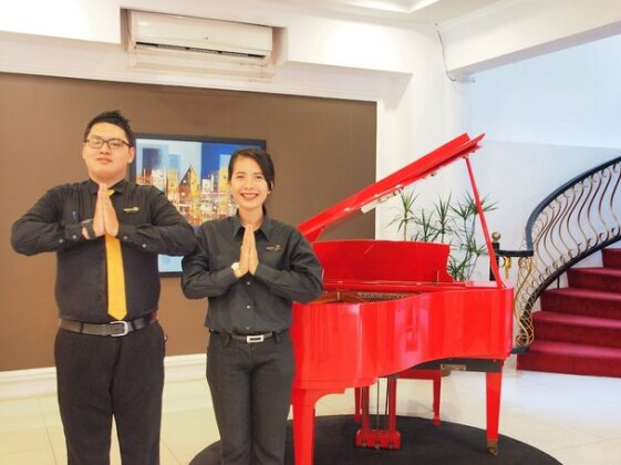 Maven Fatmawati - Photo3