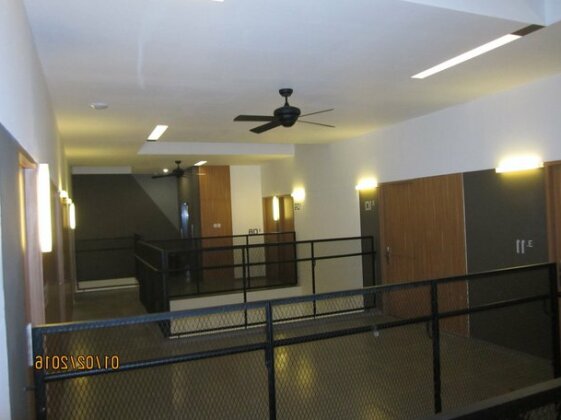 Maxley Hotel@Arjuna - Photo4