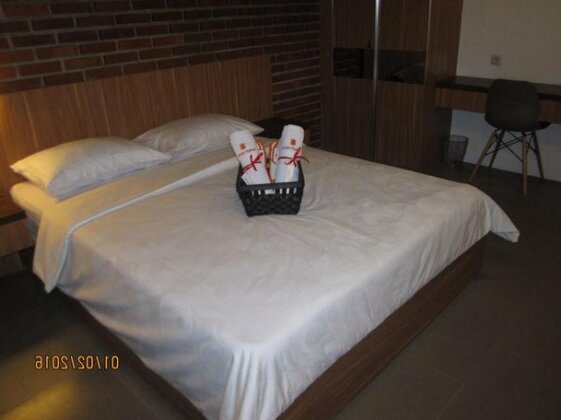 Maxley Hotel@Arjuna - Photo5