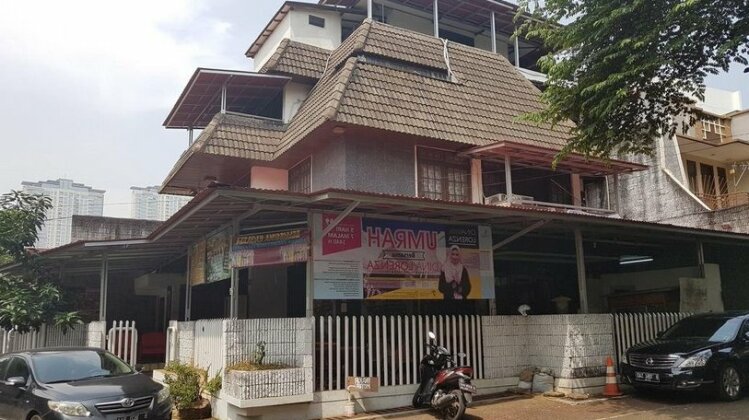 Mayestik Guest House Syariah - Photo2