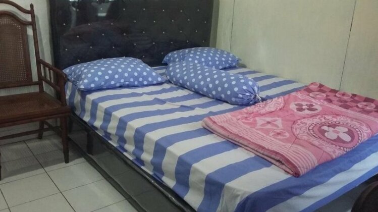Mayestik Guest House Syariah - Photo3