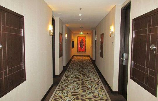 Mega Kuningan - Photo5