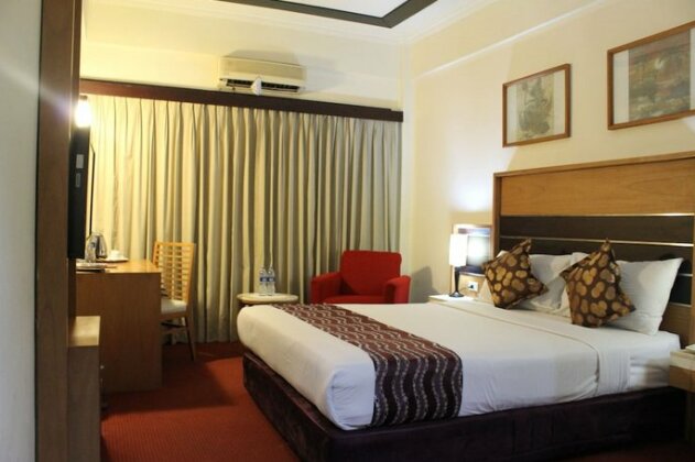 Mega Matra Hotel - Photo5