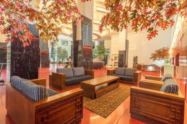Merlynn Park Hotel - Photo4
