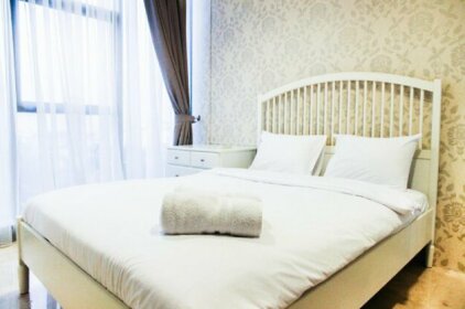 Minimalist New Furnish 2BR L'avenue Apartment near Tebet By Travelio