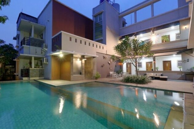 Mutiara Suites