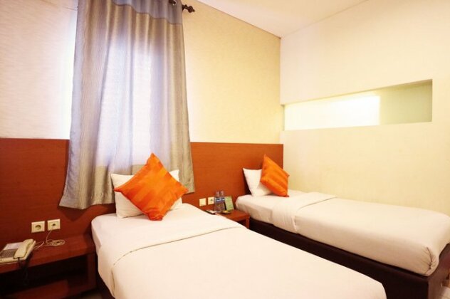 New Mirah Hotel - Photo3
