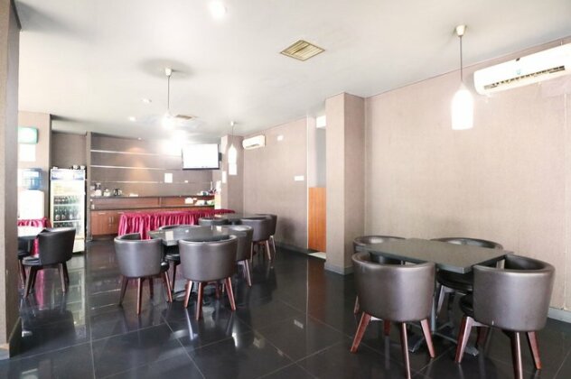 New Mirah Hotel - Photo4