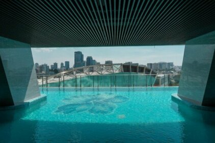 New Studio Menteng Park Apartment with City View By Travelio