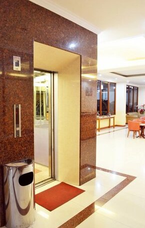 Newton Residence - Photo3