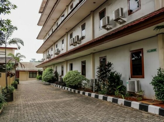 NIDA Rooms Cempaka Senen Market - Photo3