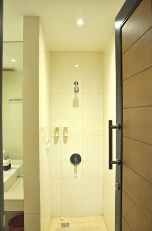 Orange Inn Jakarta - Photo4