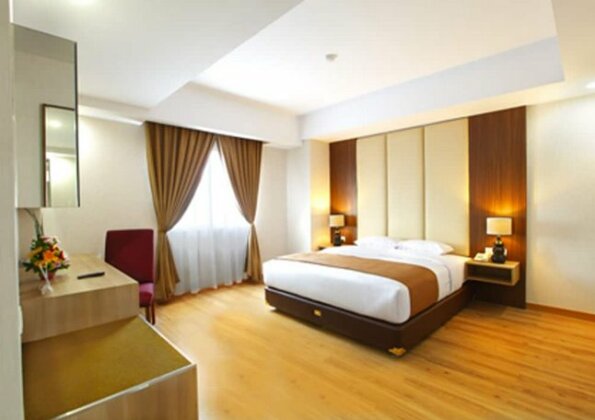Orchardz Hotel Bandara - Photo2
