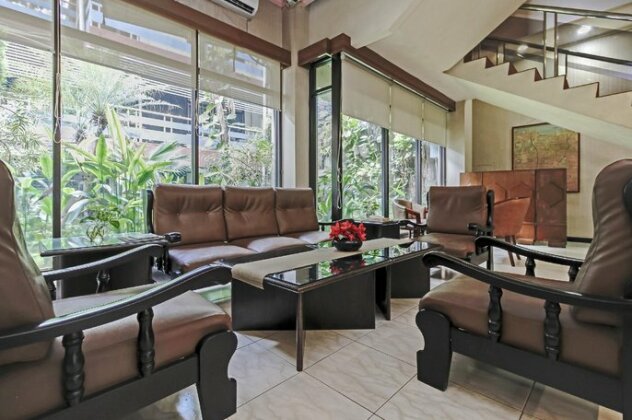 OYO 108 Hotel Surya - Photo4