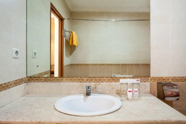OYO 108 Hotel Surya - Photo5