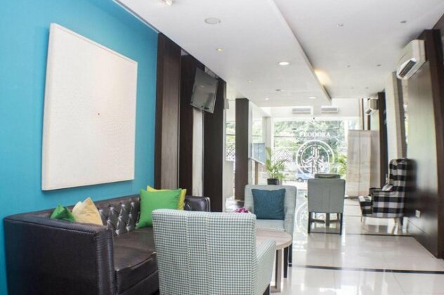 OYO 110 Feodora Hotel - Photo3