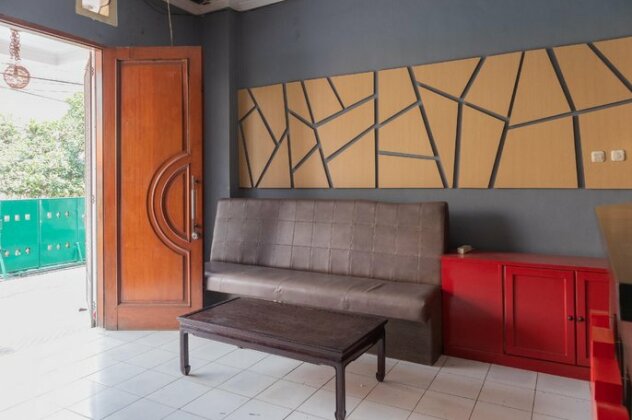 OYO 1111 Passer Baroe Inn - Photo4