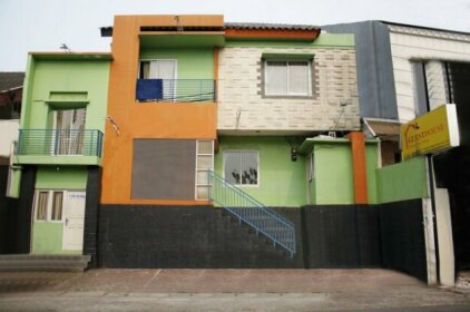 OYO 132 Anggrek Murni Residence