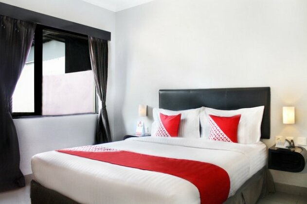 OYO 136 Manggis Inn - Photo2