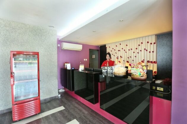 OYO 136 Manggis Inn - Photo3