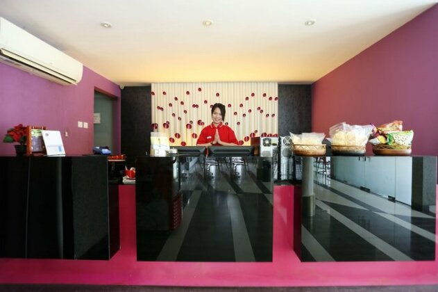OYO 136 Manggis Inn - Photo4