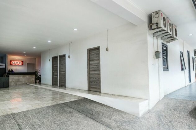 Oyo 1491 Sandang Residence - Photo4