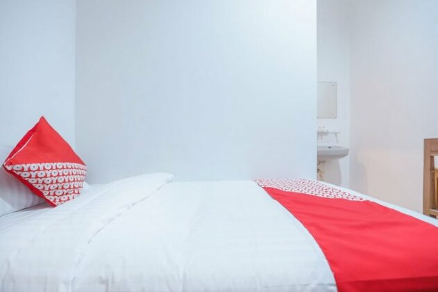 OYO 150 Harmoni Residence - Photo5