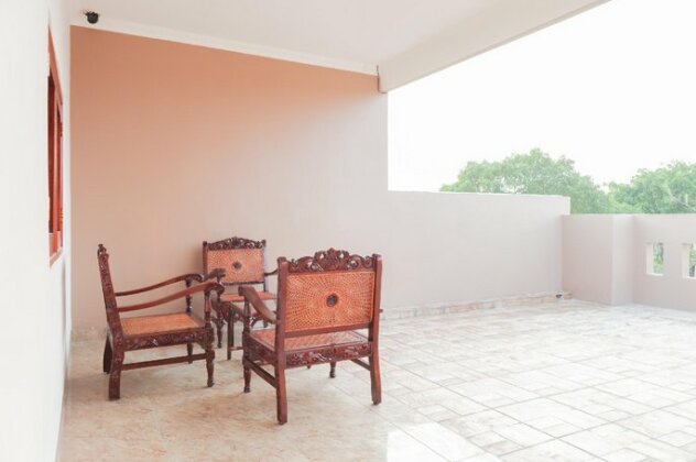 OYO 1519 Axl Residence - Photo4