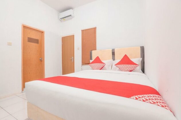 OYO 160 Lontar Residence - Photo2