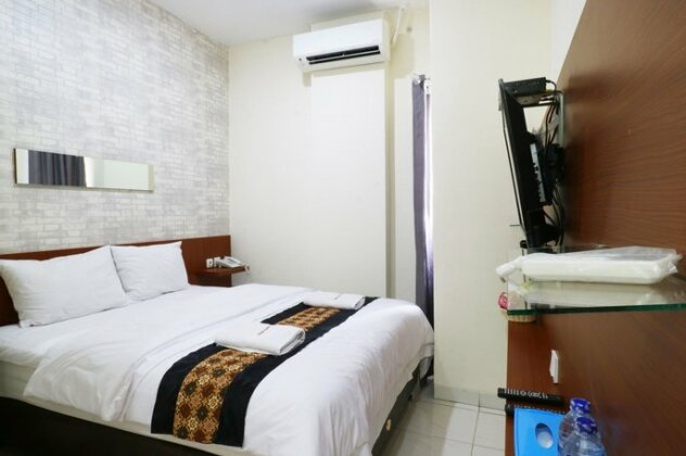 OYO 1737 Hotel Celvasha - Photo5