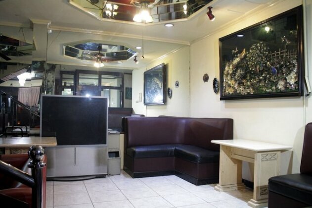 OYO 181 Wisma Bintang - Photo5