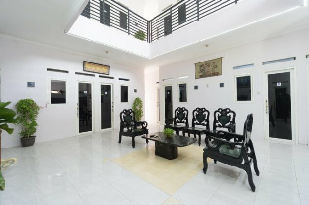 OYO 1941 Aaa Residence Syariah - Photo3