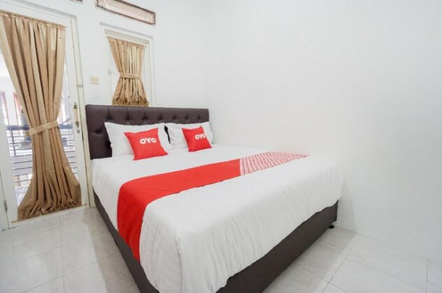 OYO 1941 Aaa Residence Syariah - Photo4