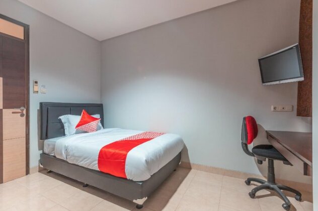 OYO 2323 The One Residence Syariah - Photo3