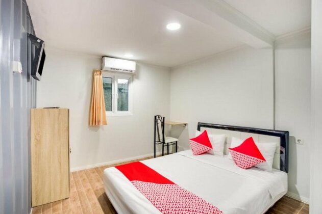 OYO 3300 Nadjara Residence - Photo4